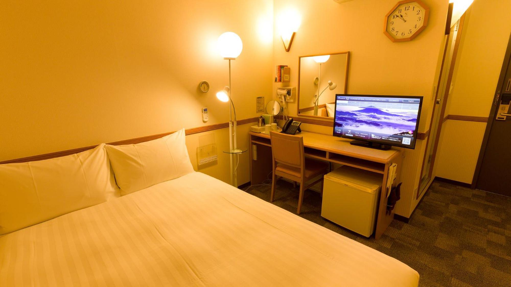 Toyoko Inn Okinawa Naha Asahibashi Ekimae Quarto foto