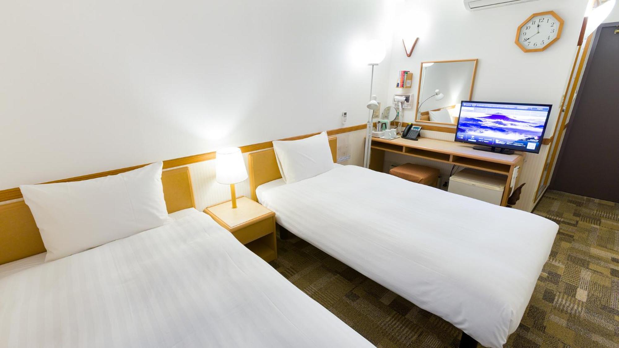 Toyoko Inn Okinawa Naha Asahibashi Ekimae Quarto foto